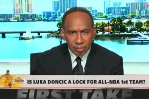 A史密斯：詹姆斯让位给了伟大的东契奇，东契奇已经锁定一阵名额